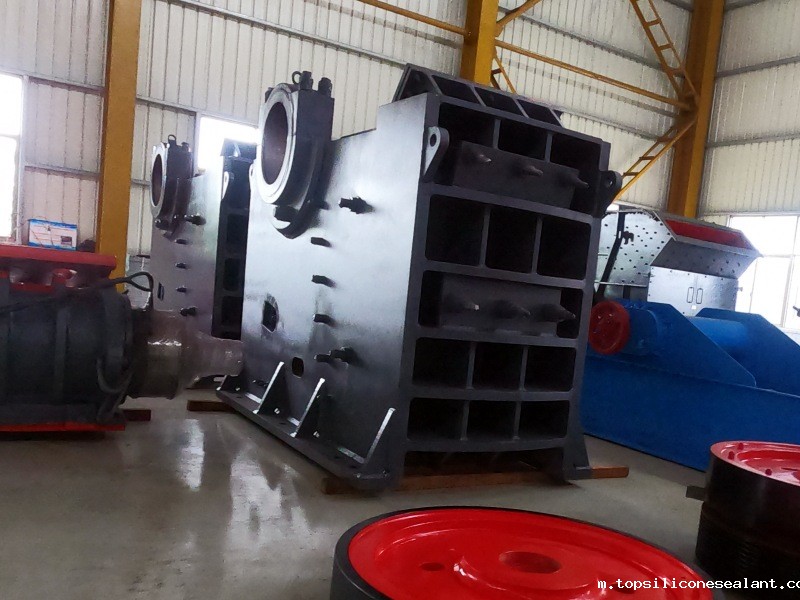 750*1060颚式破碎机